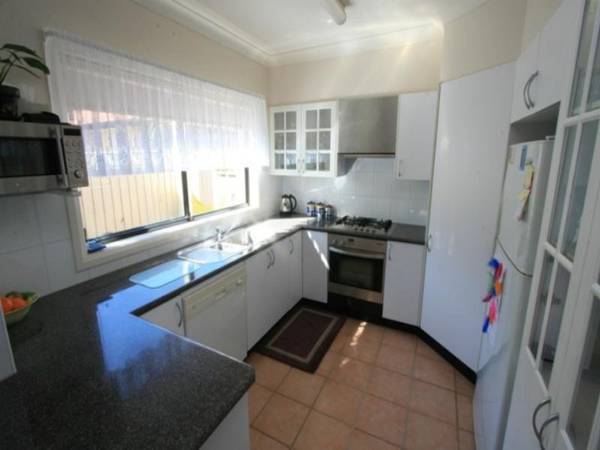 PRESENTATION.. SPACE.. LOCATION.. Picture 2