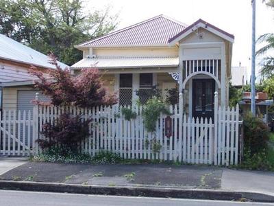 SENSATIONAL GUNBARRELL Picture