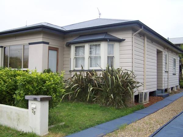 STYLISHLY PRESENTED Picture 1