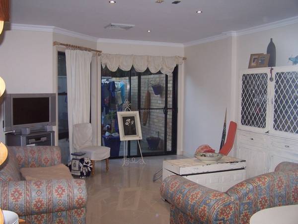 SURPRISE PACKAGE! Picture 3