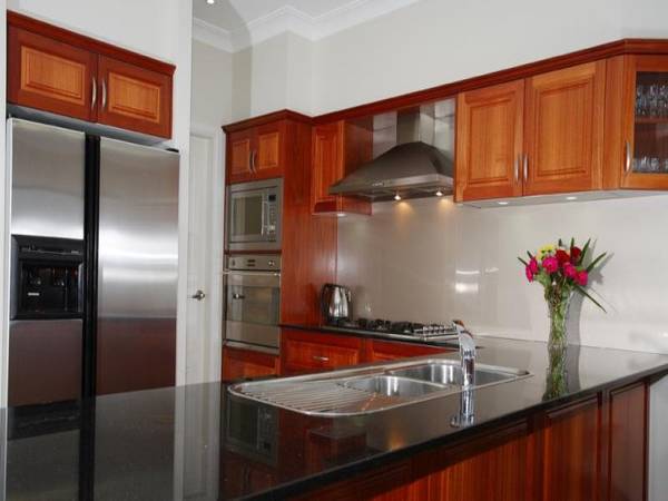 THE WISH LIST IS COMPLETE FOR A LARGE FAMILY Picture 2