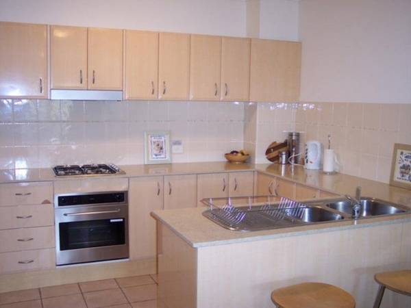 Waterfront Apartment Living Picture 2