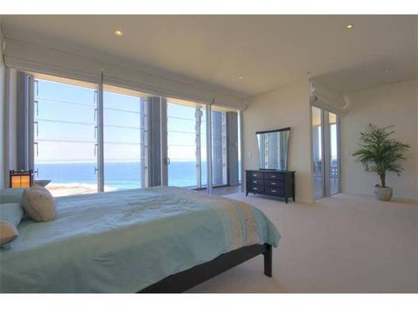 THE MAGNIFICENT YORK Picture 2