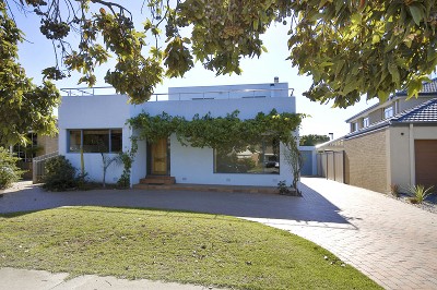 Best Value 4 bedroom home in Keilor Village Picture