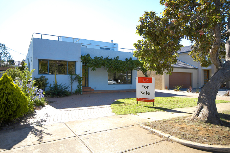 Best Value 4 bedroom home in Keilor Village Picture 2