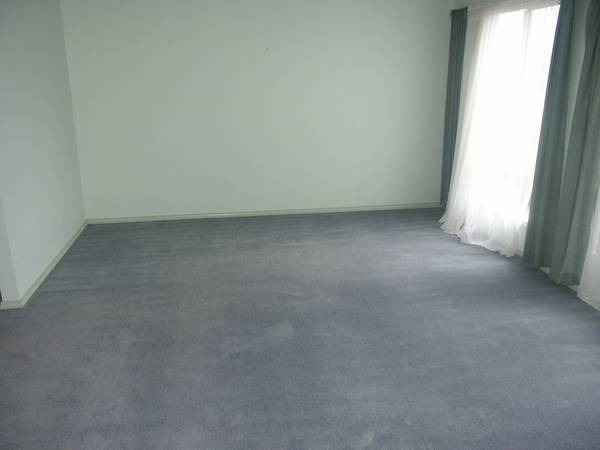 Modern Home with room for the whole family Picture 2