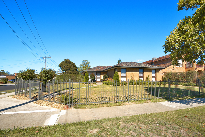 The Perfect Package Picture 1