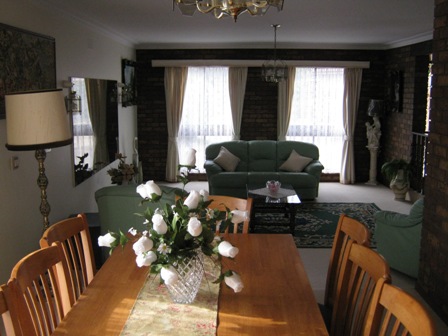 With Views overlooking Brimbank Park and the City Picture 3