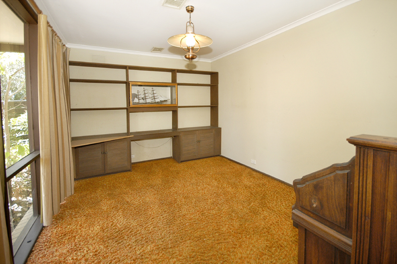 Two Storey Home on Corner Allotment with Plenty of Potential Picture 2