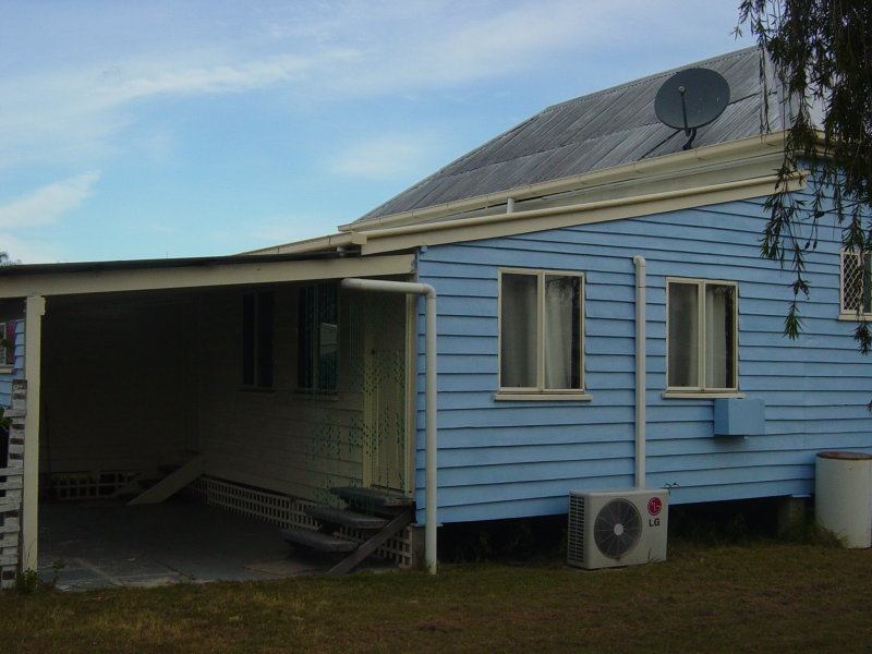 BEAUT RENTER OR FIRST HOME BUYER SPECIAL URGENT SALE NEEDED Picture 3