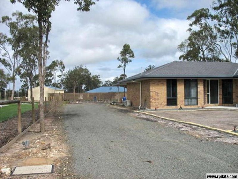 Great opportunity
{MAKE AN OFFER OWNER WANTS IT SOLD ! ! !} Picture 3