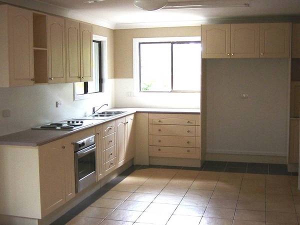 Perfect Property for Lease Picture 2