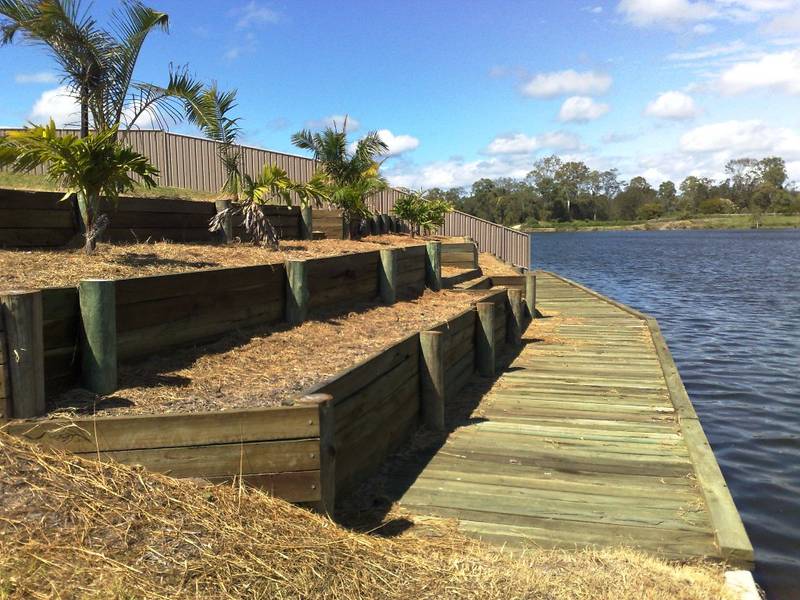 Beautiful Duplex Block Superb Location Picture 2