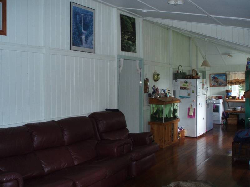 Land Bank! House on 2 Titles for the price of 1!!! Picture 3