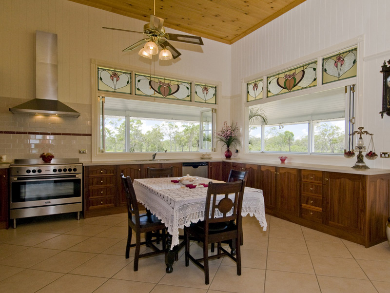 Monumental Historical Manor Picture 3