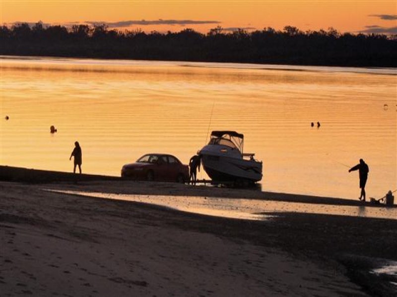 Burrum Country Estate ( best of both worlds) Picture 3