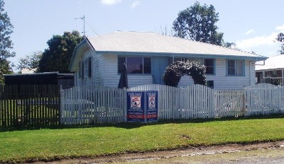 Why Rent? Be Super Quick at this Price! Picture