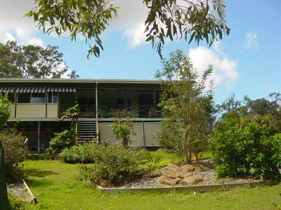 Modern Riverfront Home Picture Modern Riverfront Home Picture