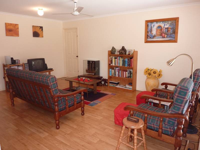 Move Straight In! Picture 3