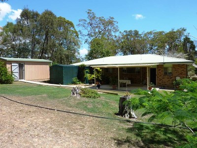 5 ACRE LIFESTYLE CLOSE TO THE BEACH Picture 5 ACRE LIFESTYLE CLOSE TO THE BEACH Picture