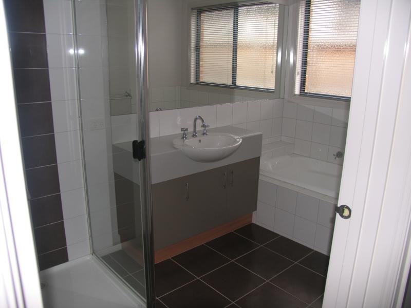 Investors only Picture 2