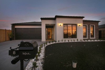 Live in the Lapse of Luxury Picture