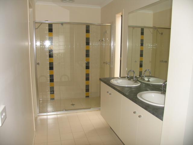 Ex Display home ready to move into Picture