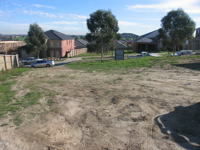 667sqm in The Chase with 25m frontage Picture 1