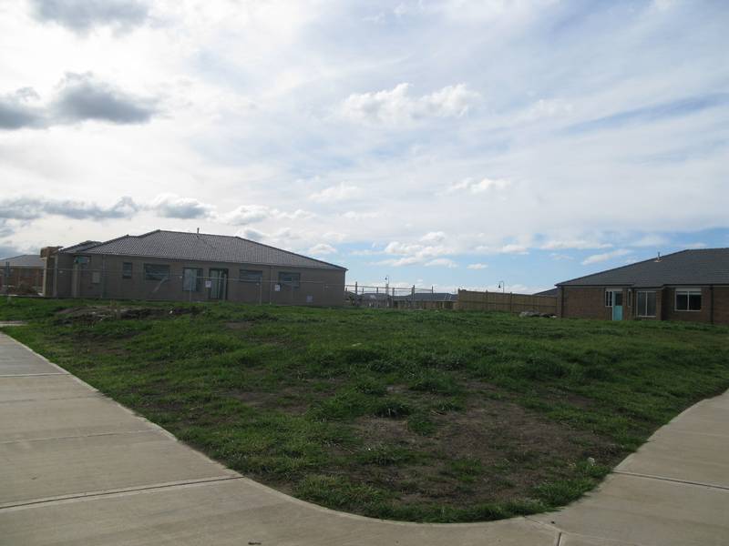 Corner Block in Cascades Picture 1