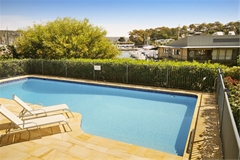 Waterfront With Pool In Quiet Street Picture