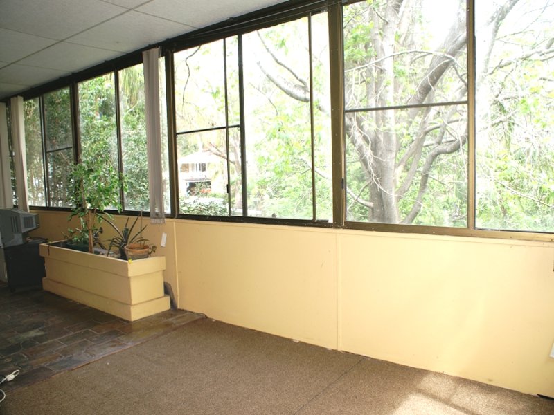 UNDER CONTRACT Picture 3