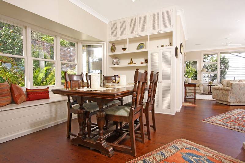 Georgeous light filled home with privacy and stunning views! Picture 1