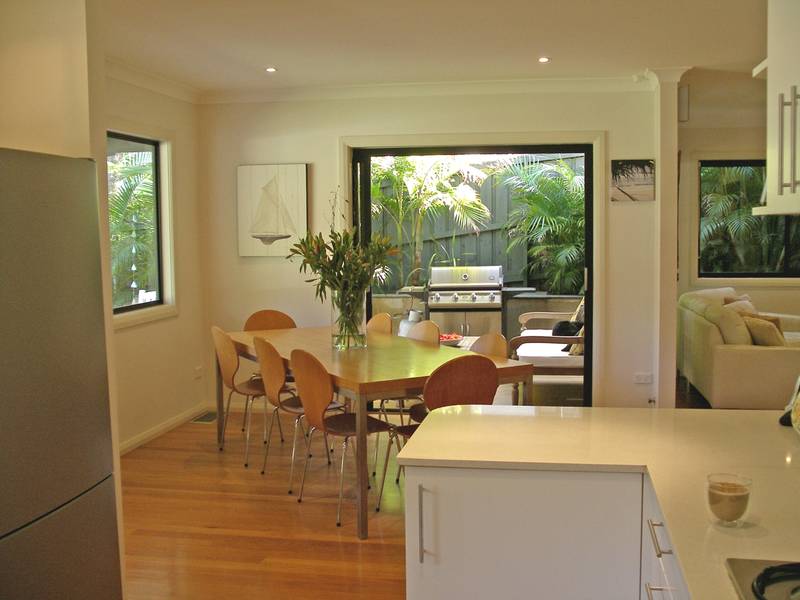 Family home, Great Location Picture 3