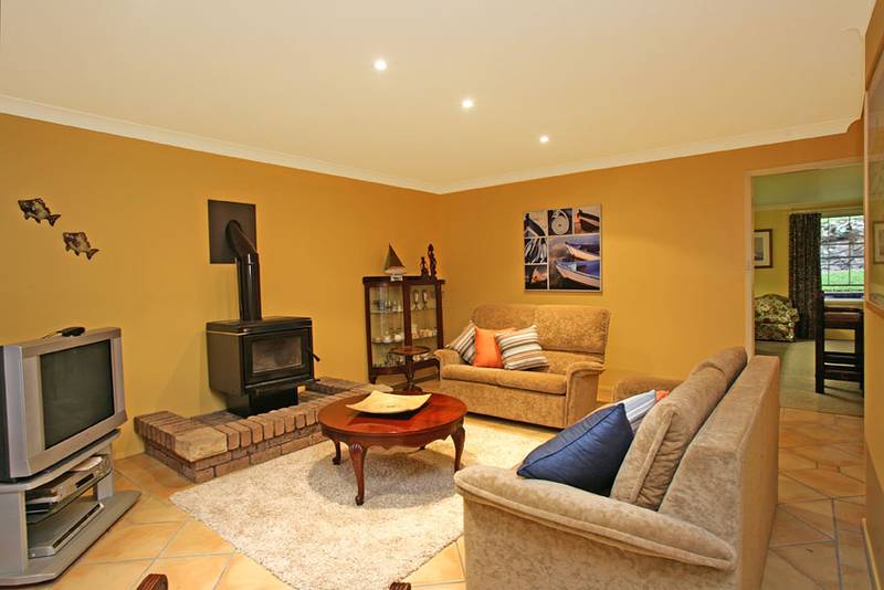 Stylish Family Home - Great Value! Picture 2