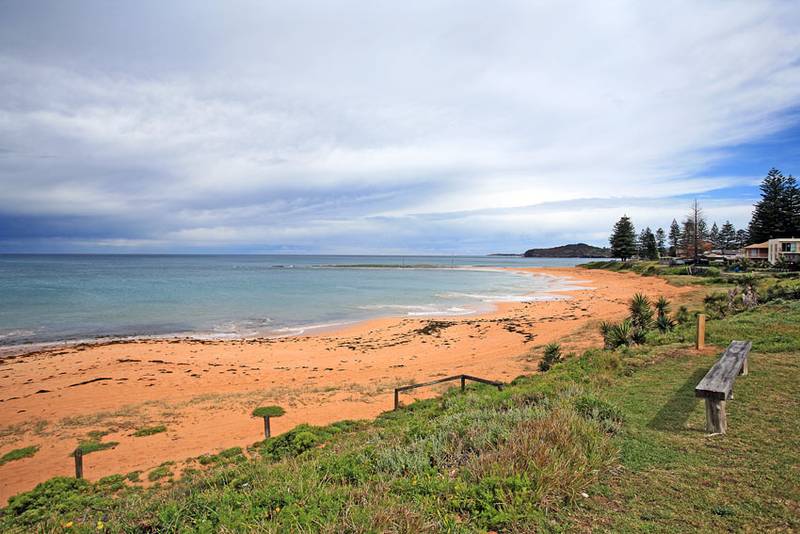 Beachfront Block.......Beach Living! Picture 2