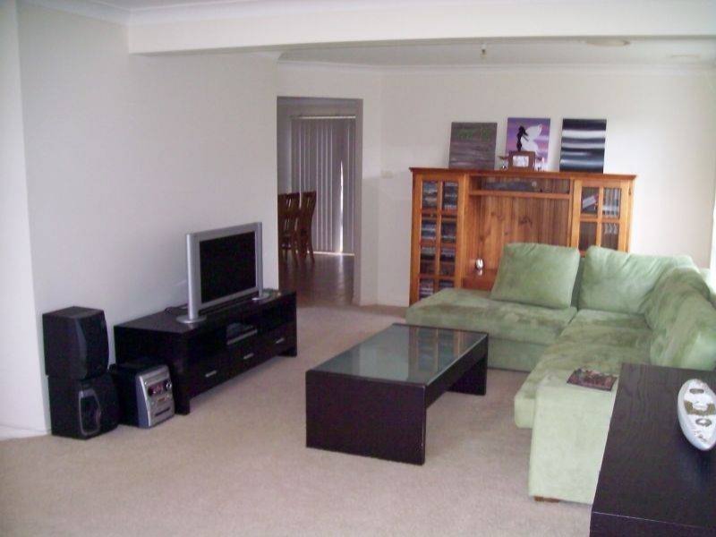 Commanding Home Picture