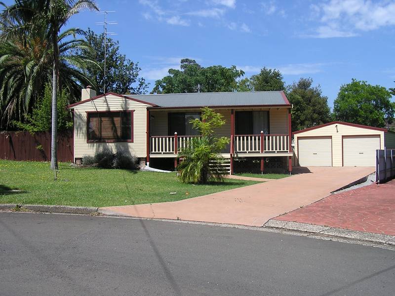 Family Home On Generous Land Picture 1