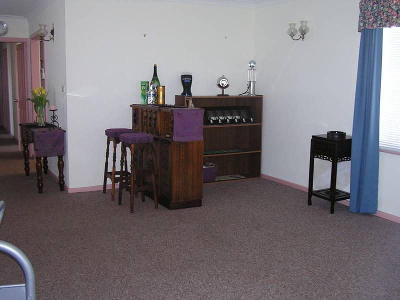 Surprisingly Spacious & Immaculate! Picture 3