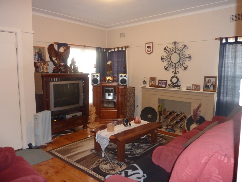 Walk to just about Everything! Picture 3