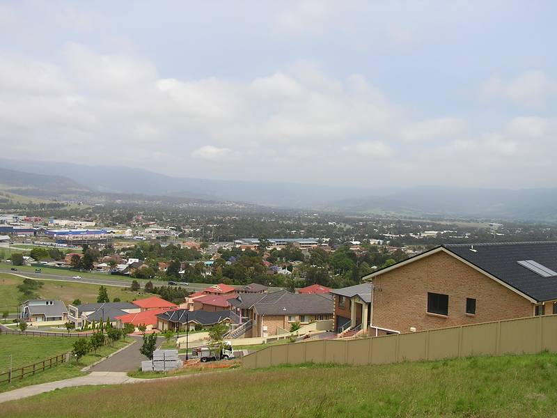 A Rare Vacant Block on Top of the World! Picture 2