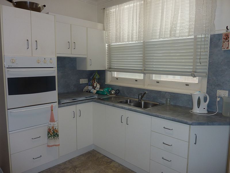 Bursting with Charm & Character Picture 3