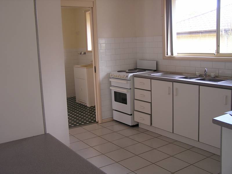 Neat and Tidy Home Picture 3