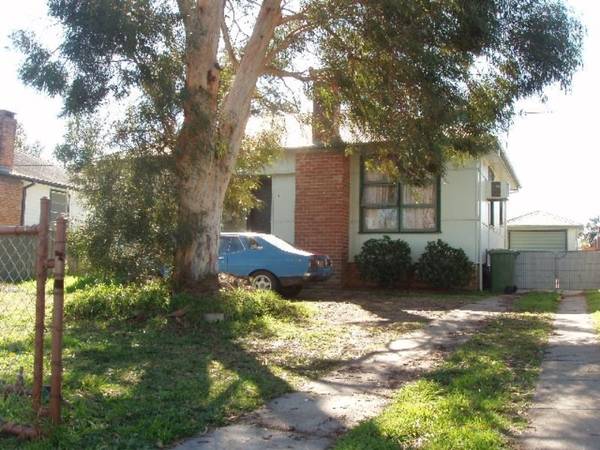 HOSPITAL HILL Picture 3