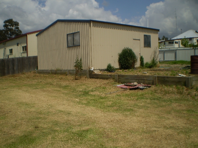 VACANT BLOCK Picture 3