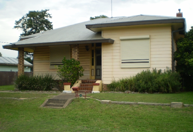 RENOVATORS DREAM Picture 1