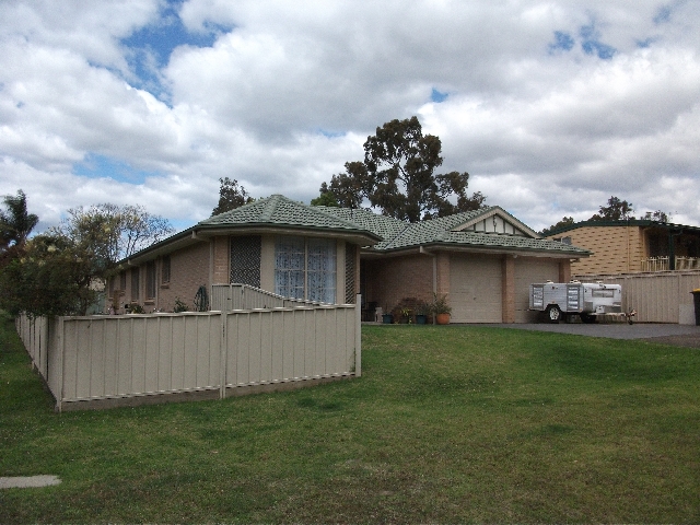 ATT: FAMILIES, GRANDMA, GRANDPA, GREHOUND LOVERS OR ANYONE WITH DOGS!!! Picture 2