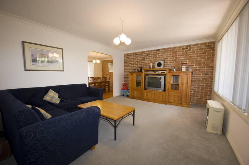 Live in or rent, the choice is yours! Picture 2