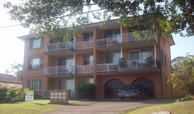 A Real Charmer Picture 1