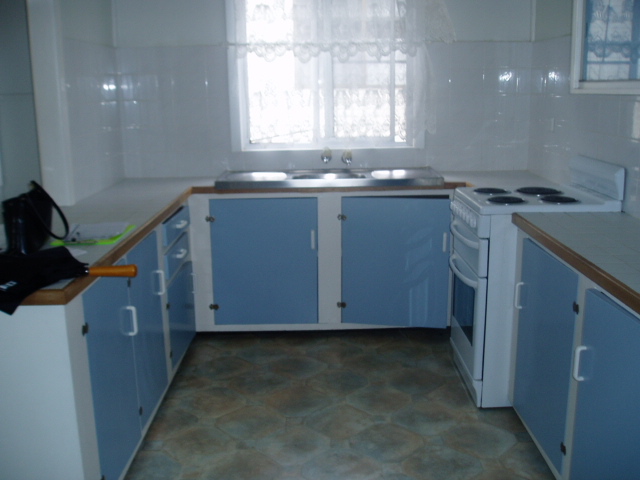 Minutes From Town Picture 3