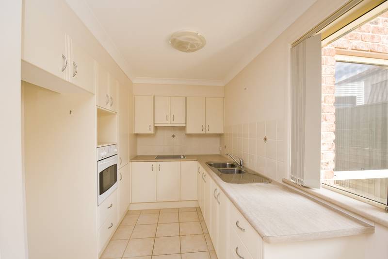 Maintenance Free Living in Central Location Picture 3